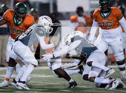 Thumbnail 3 in Rowlett vs Naaman photogallery.