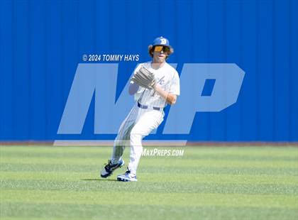 Thumbnail 3 in Holliday vs. Brock (UIL 3A Playoff) photogallery.