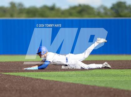 Thumbnail 3 in Holliday vs. Brock (UIL 3A Playoff) photogallery.