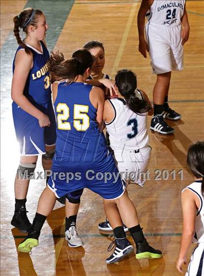 Thumbnail 2 in Immaculate Heart vs. Louisville (Pioneer Shootout) photogallery.