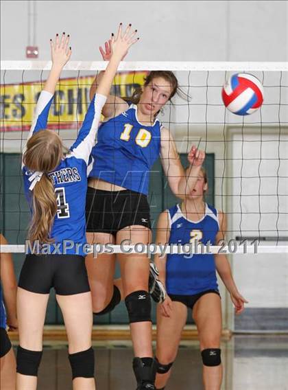 Thumbnail 2 in Hamilton vs. University Prep (CIF NS D5 Final) photogallery.