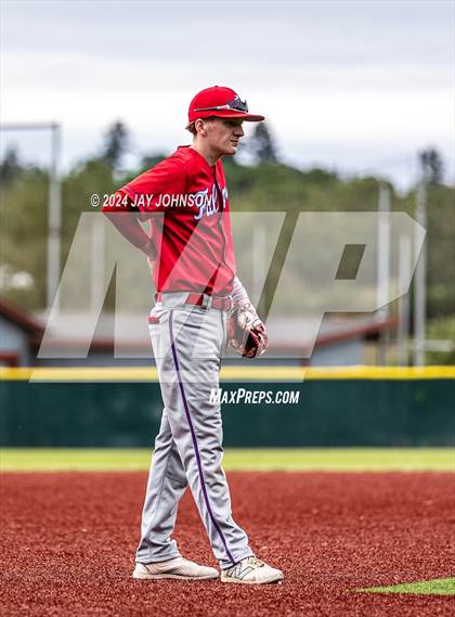 Thumbnail 3 in La Salle @ Crescent Valley (OSAA 5A Round 1) photogallery.