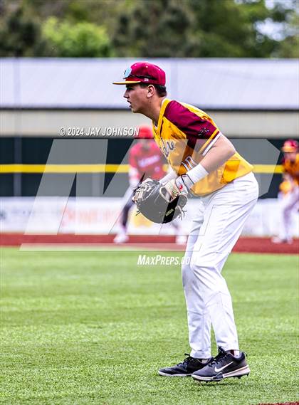 Thumbnail 1 in La Salle @ Crescent Valley (OSAA 5A Round 1) photogallery.