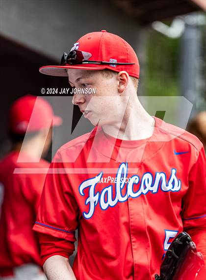 Thumbnail 3 in La Salle @ Crescent Valley (OSAA 5A Round 1) photogallery.