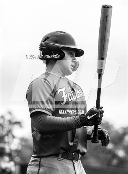 Thumbnail 3 in La Salle @ Crescent Valley (OSAA 5A Round 1) photogallery.