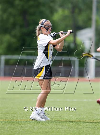 Thumbnail 2 in Bronxville vs. Honeoye Falls-Lima (NYSPHSAA Class C Semifinal) photogallery.