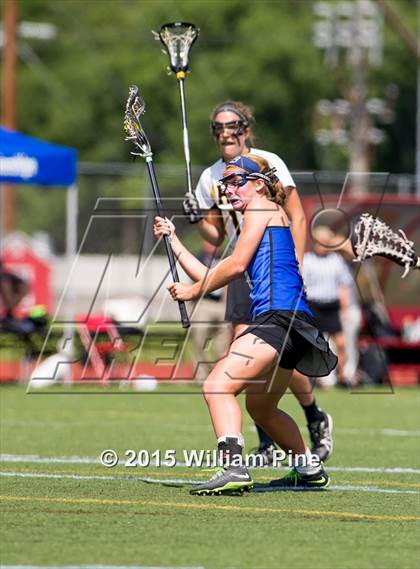 Thumbnail 2 in Bronxville vs. Honeoye Falls-Lima (NYSPHSAA Class C Semifinal) photogallery.