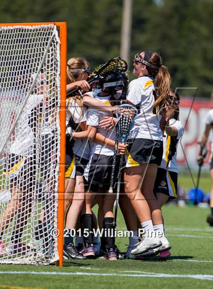 Thumbnail 1 in Bronxville vs. Honeoye Falls-Lima (NYSPHSAA Class C Semifinal) photogallery.