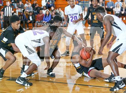 Thumbnail 2 in Goose Creek vs First Baptist School (Rotary Roundball Classic) photogallery.