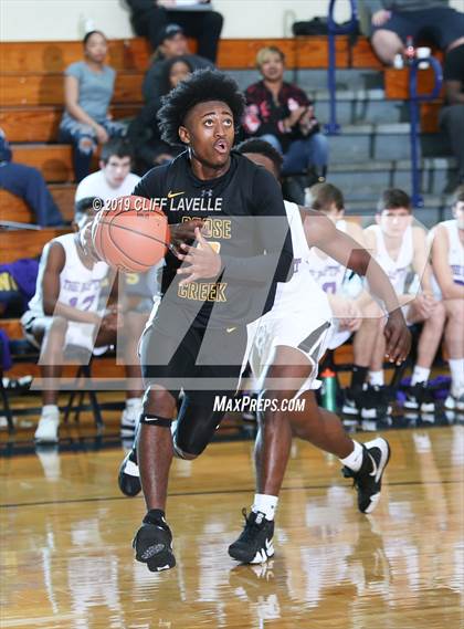 Thumbnail 3 in Goose Creek vs First Baptist School (Rotary Roundball Classic) photogallery.