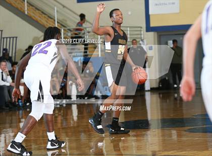 Thumbnail 2 in Goose Creek vs First Baptist School (Rotary Roundball Classic) photogallery.