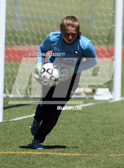 Thumbnail 2 in Bishop Miege vs. Louisburg (KSHSAA 4-1A Final) photogallery.