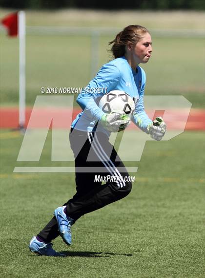 Thumbnail 2 in Bishop Miege vs. Louisburg (KSHSAA 4-1A Final) photogallery.