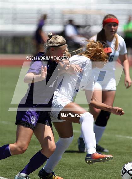 Thumbnail 2 in Bishop Miege vs. Louisburg (KSHSAA 4-1A Final) photogallery.