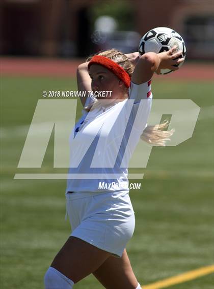 Thumbnail 2 in Bishop Miege vs. Louisburg (KSHSAA 4-1A Final) photogallery.