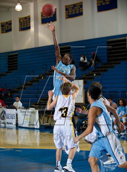 Thumbnail 3 in Sylmar vs San Luis Obispo (National Prep Classic) photogallery.
