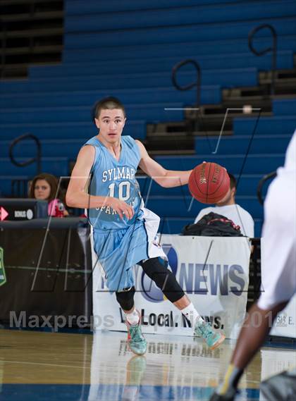 Thumbnail 2 in Sylmar vs San Luis Obispo (National Prep Classic) photogallery.