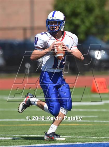 Thumbnail 2 in Nonnewaug @ Coginchaug Regional photogallery.