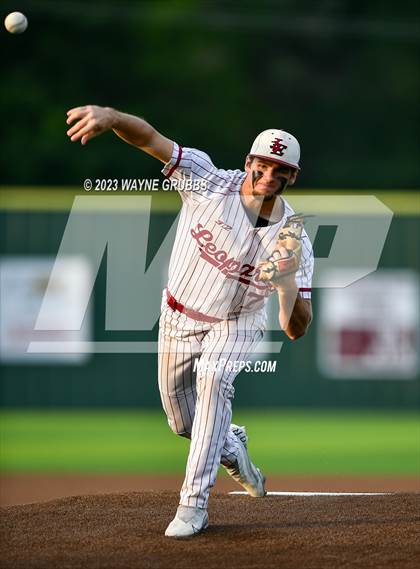 Thumbnail 3 in Liberty-Eylau vs. Canton (UIL 4A Area Playoff) photogallery.