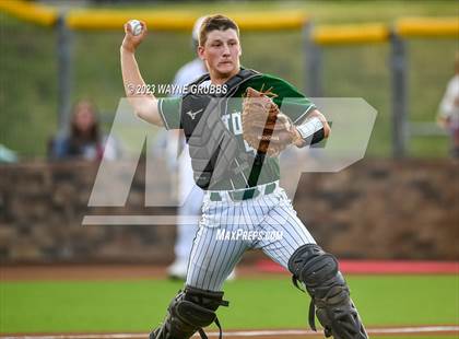 Thumbnail 3 in Liberty-Eylau vs. Canton (UIL 4A Area Playoff) photogallery.