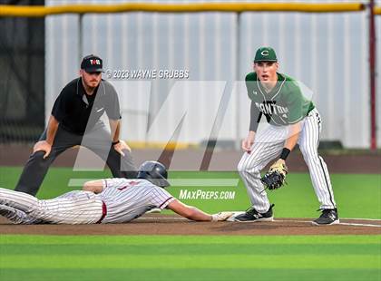 Thumbnail 1 in Liberty-Eylau vs. Canton (UIL 4A Area Playoff) photogallery.