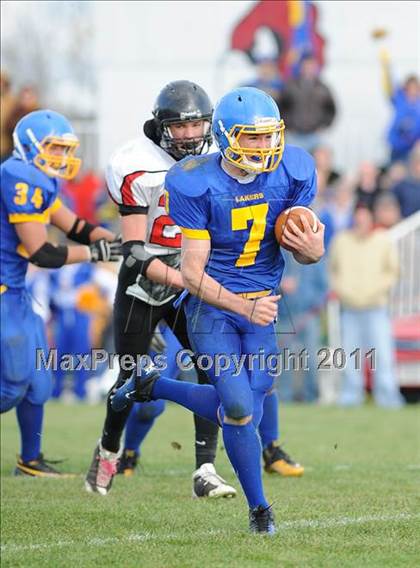 Thumbnail 2 in Shell Lake vs. Luck (WIAA Level 2 Playoffs) photogallery.