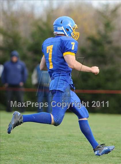 Thumbnail 3 in Shell Lake vs. Luck (WIAA Level 2 Playoffs) photogallery.