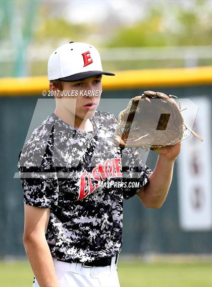 Thumbnail 1 in Cimarron-Memorial vs. Elsinore (Blazer Spring Bash) photogallery.