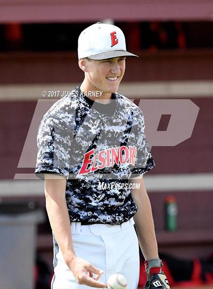 Thumbnail 1 in Cimarron-Memorial vs. Elsinore (Blazer Spring Bash) photogallery.