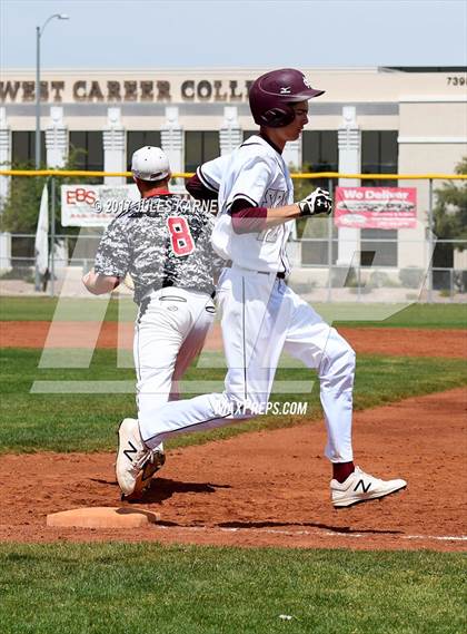 Thumbnail 2 in Cimarron-Memorial vs. Elsinore (Blazer Spring Bash) photogallery.
