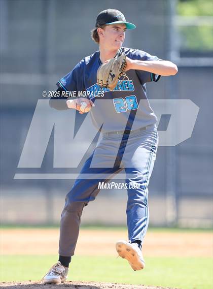 Thumbnail 2 in Aliso Niguel vs Arcadia (CIF SS Div 1 Round 1 Playoff) photogallery.