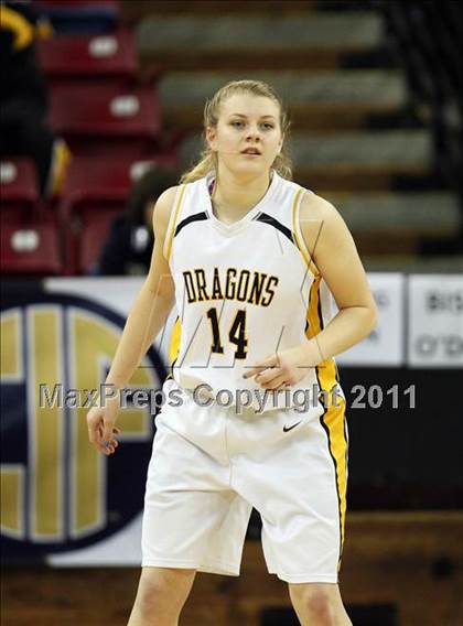 Thumbnail 1 in Bishop O'Dowd vs. Sacramento (CIF NorCal D3 Regional Final) photogallery.
