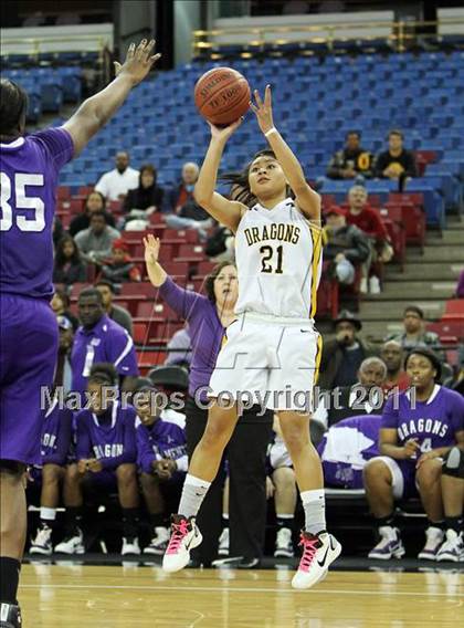 Thumbnail 3 in Bishop O'Dowd vs. Sacramento (CIF NorCal D3 Regional Final) photogallery.