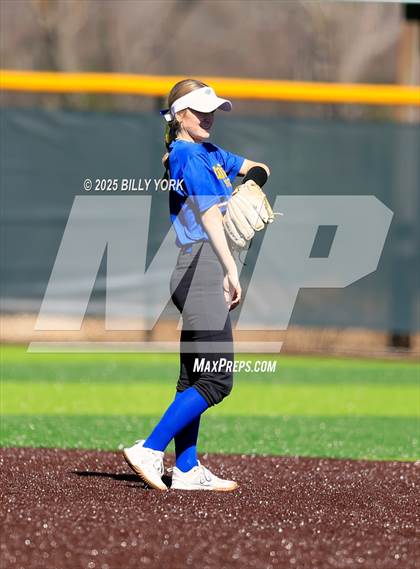 Thumbnail 3 in Grand Saline vs Community photogallery.
