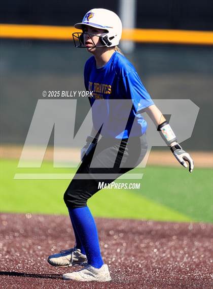 Thumbnail 3 in Grand Saline vs Community photogallery.
