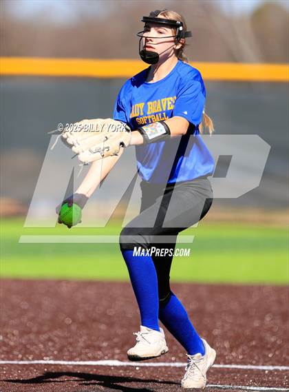 Thumbnail 3 in Grand Saline vs Community photogallery.
