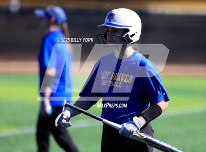 Thumbnail 1 in Grand Saline vs Community photogallery.
