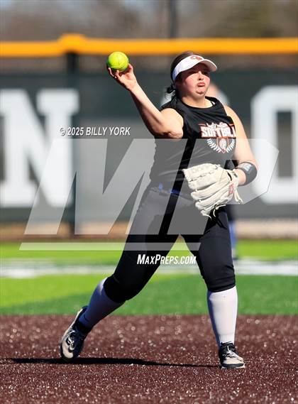 Thumbnail 3 in Grand Saline vs Community photogallery.