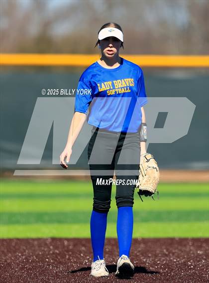 Thumbnail 2 in Grand Saline vs Community photogallery.