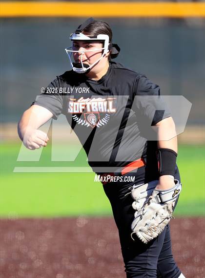 Thumbnail 1 in Grand Saline vs Community photogallery.