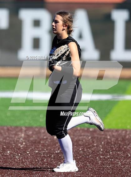Thumbnail 3 in Grand Saline vs Community photogallery.