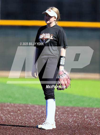 Thumbnail 1 in Grand Saline vs Community photogallery.