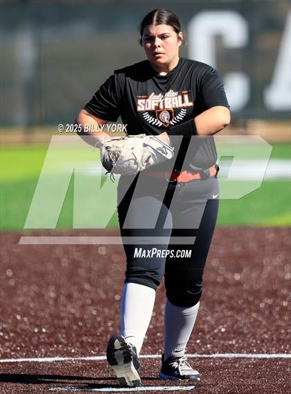 Thumbnail 1 in Grand Saline vs Community photogallery.