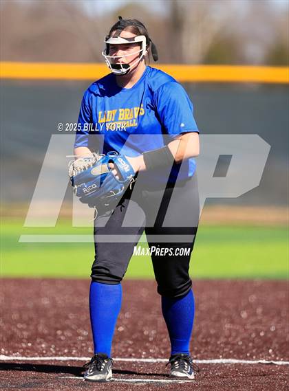 Thumbnail 1 in Grand Saline vs Community photogallery.