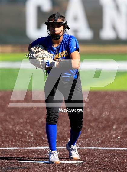 Thumbnail 3 in Grand Saline vs Community photogallery.