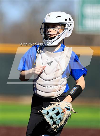 Thumbnail 1 in Grand Saline vs Community photogallery.
