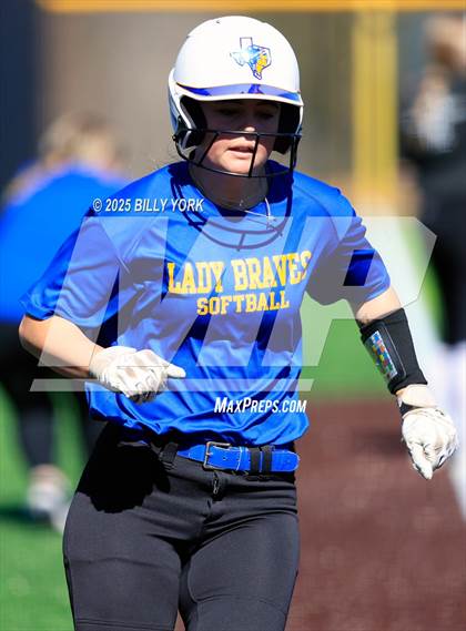 Thumbnail 3 in Grand Saline vs Community photogallery.