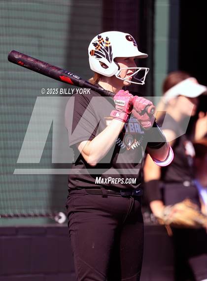 Thumbnail 1 in Grand Saline vs Community photogallery.