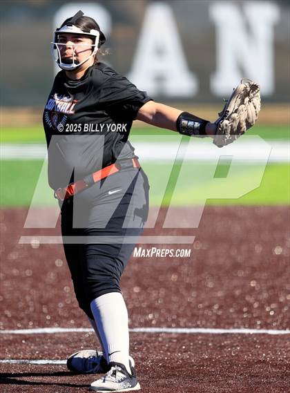 Thumbnail 1 in Grand Saline vs Community photogallery.