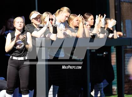 Thumbnail 3 in Grand Saline vs Community photogallery.
